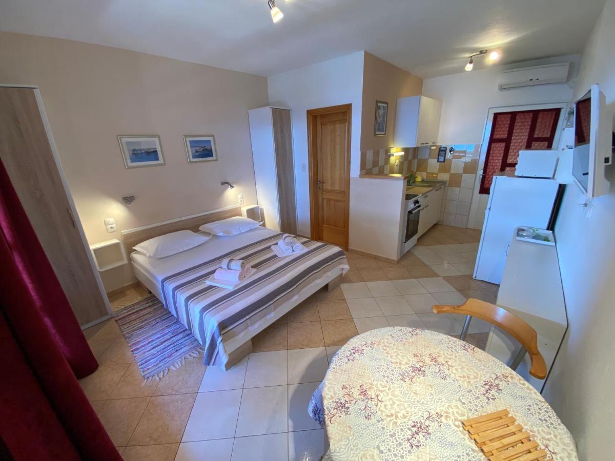 Apartments Bala Ivan Dolac Extérieur photo